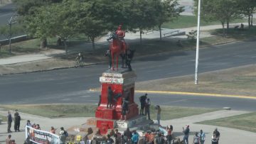 161020-11 PINTAN MONUMENTO A BAQUEDANO 02