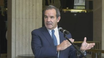 151220-05 50 AÑOS DE RELCIONES DEPLOMÁTICAS CON CHINA 02 (ANDRÉS ALLAMAND-MINISTRO DE RELCIONES EXTERIORES)