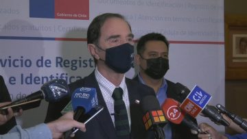 060121-01 MINISTRO LARRAIN 1
