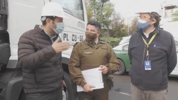 300121-11 MINISTRO DELGADO SUPERVISA DISTRIBUCIÓN DE VACUNAS SINOVAC A REGIONES 01