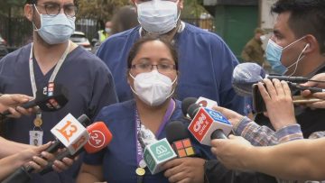 300121-16 DIRIGENTES ENFERMEROS INCENDIO HOSPITAL SAN BORJA 01 (VANESSA MORALES-PRESIDENTA ASOCIACIÓN DE ENFEREMROS HOSPITAL SAN BORJA)