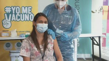 050221-01 VACUNACIÓN A FUNCIONARIOS DE RESIDENCIAS SANITARIAS 04