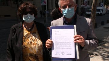 180221-02 COLEGIO PROFESORES EXIGE RENUNCIA MINISTRO 03