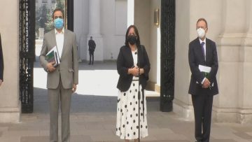 040321-07 SENADORES DE LA ARAUCANIA TRAS REUNION CON PRESIDENTE SEBASTIAN PIÑERA 02