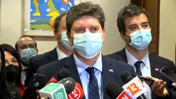 MINISTRO DE HACIENDA Y MINISTRA DESARROLLO SOCIAL ACUERDOS BONOS CLASE MEDIA