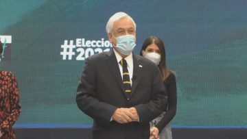 100521-11 VOCERIA PRESIDENTE PIÑERA REUNIÓN ELECCIONES 02