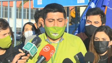 010721-V02 GABRIEL BORIC Y PARLAMENTARIOS FA SE REUNEN CON EL SINDICATO DE FUNCIONARIOS FEDEPRUS 01