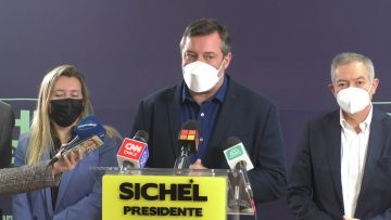 100821-01 SICHEL PRESENTA EQUIPO ECONOMICO 1