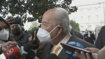 160821-CC03 LLEGADA Y DECLARACIONES DE JORGE ARANCIBIA A COMISION DE DERECHOS HUMANOS 4