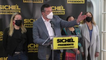 030921-09 SEBASTIÁN SICHEL 01
