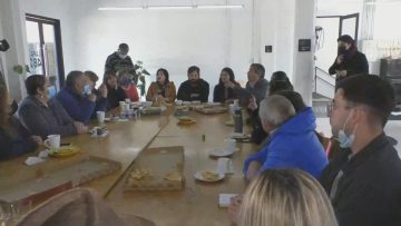 140921-02 GABRIEL BORIC SE REUNE CON ADULTOS MAYORES 03 (1)