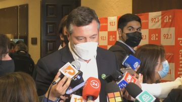 061021-09 VOCERIA DE SEBASTIAN SICHEL TRAS ENAGRO 2