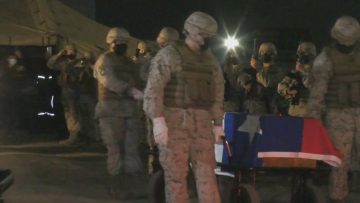 211021-07 RETIRAN RESTOS DEL SOLDADO DESCONOCIDO 04