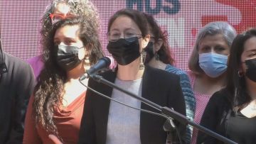 011221-02 ALCALDESA DE SANTIAGO ANUNCIA PLAN FIESTAS DE FIN DE AÑO 01