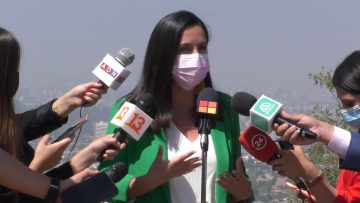 301221-08 ALCALDEZA DE LAS CONDES MONITOREA LUGAR DE LANZAQMIENO DE FUEGOAS ARTIFICIALES EN CERRO CALÁN 1 (1)