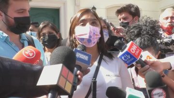 180122-08 VOCERÍA FABIOLA CAMPILLAI TRAS REUNIÓN CON PE GABRIEL BORIC 01