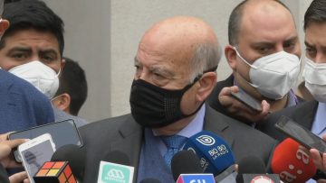 120422-01 PARLAMENTARIOS PS SE REÚNEN CON MINISTRA DE INTERIOR 01