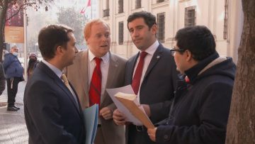 300522-02 DIPUTADOS DEL PARTIDO REPUBLICANO ACUDEN A LA CONTRALORÍA GENERAL DE LA REPÚBLICA PARA SOLICITAR QUE SE INVESTIGUE EVENTUAL INTERVENCIONISMO DEL GOBIERNO 02