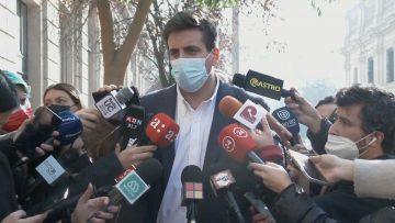 300522-03 DIRECTIVAS DE LOS PARTIDOS DE CHILE VAMOS ACUDEN A CONTRALORÍA PARA INGRESAR UNA PRESENTACIÓN POR EL VIDEO DEL GOBIERNO SOBRE EL PLEBISCITO CONSTITUCIONAL 06