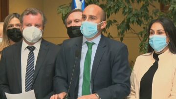 310522-C02 DIPUTADOS DE OPOSICIÓN POR MIGRACIONES 01