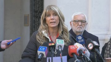 050722-02 PUNTO DE PRENSA SENADORA XIMENA RINCÓN EN LA MONEDA 02