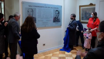 210722-08 RESTITUCIÓN DE LA PLACA CONMEMORATIVA DE LOS COMANDANTES EN JEFE SCHNEIDER Y PRATS EN EL MINISTERIO DE DEFENSA 5