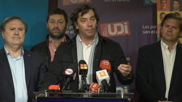 050822-04 DIPUTADOS UDI SE REFIEREN A “CONTRATACIÓN DE HERMANO DE VOCERO DE LA CAM 6