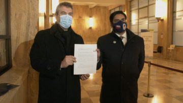 100922.04 DIPUTADOS DENUNCIAN ANTE CONTRALORÍA INTERVENCIONISMO ELECTORAL DEL GOBIERNO FRENTE AL PLEBISCITO 14