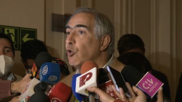 240822-14 SENADOR CHAHUÁN POR HÉCTOR LLAITUL 02