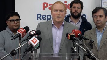 250822-11 PARLAMENTARIOS REPUBLICANOS PIDEN CÁRCEL DE MÁXIMA SEGURIDAD EN SANTIAGO PARA HÉCTOR LLAITUL 13