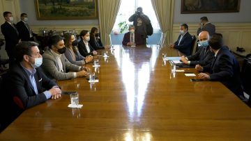 220922-08 LOS PRESIDENTES DEL SENADO Y DE LA CÁMARA DE DIPUTADOS SE REÚNEN CON ORGANIZACIONES DE PEQUEÑAS Y MEDIANAS EMPRESAS 01