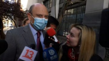 270922-02 LLEGADA DE JUAN EMILIO CHEYRE 03
