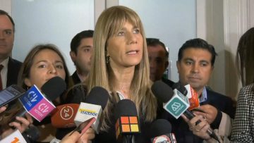 031022-C01 PARLAMENTARIOS DC PIDEN AL GOBIERNO PONER URGENCIA A VOTO OBLIGATORIO 03 (1)