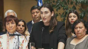 051022-C1 PUNTO DE PRENSA EMILIA SCHNEIDER 05