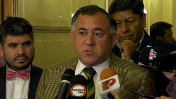 061022-C02 PUNTO DE PRENSA PARLAMENTARIOS 02