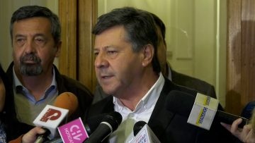 061022-C09 PUNTO DE PRENSA JUAN CASTRO 02