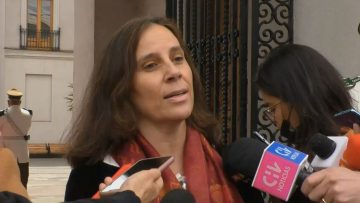 111022-06 PUNTO DE PRENSA CANCILLER ANTONIA URREJOLA 03