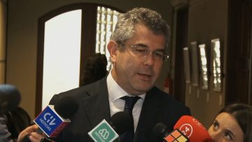 111022-C05 DIPUTADO ANDRÉS JOUANNET 02