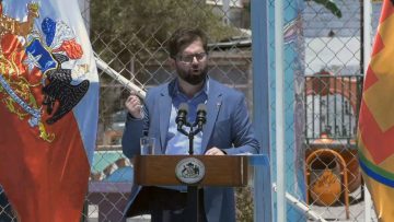 121022-07 PRESIDENTE BORIC SE REÚNE CON VECINOS DE CALAMA PARA ABORDAR MATERIAS DE SEGURIDAD CIUDADANA 12