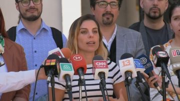 271022-08 PUNTO DE PRENSA PARLAMENTARIOS OFICIALISTAS 01