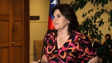 151122-C03 PUNTO DE PRENSA MINISTRA ANA LYA URIARTE 03