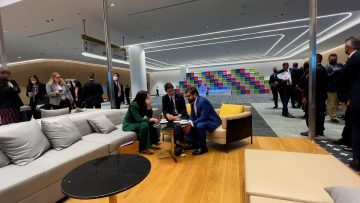 181122-T06 PRESIDENTE BORIC SOSTIENE REUNIÓJN BILATERAL CON NUEVA ZELANDA Y CANADÁ 01