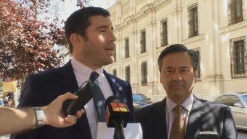 281122 – 02 DIPUTADOS REPUBLICANOS INGRESAN PRESENTACIÓN A CONTRALORÍA SOLICITANDO UN PRONUNCIAMIENTO RESPECTO DE ACTIVIDADES REALIZADAS EN FAVOR DE LA REFORMA DE PENSIONES 15 (1)