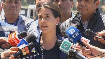261222-V01 CODELCO ENTREGA MAQUINARIA PARA APOYAR EL TRABAJO EN SECTORES AFECTADOS POR INCENDIOS 02