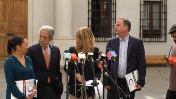 190123-01 PUNTO DE PRENSA DEMÓCRATAS TRAS REUNIÓN CON MINISTRA DEL INTERIOR04 (1)