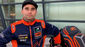 190123-DEP05 LLEGADA DE TOMÁS GAVARDO A CHILE TRAS PARTICIPAR EN EL DAKAR 2023 (01)