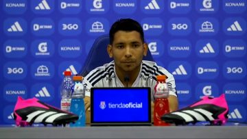 010223-DEP03 CONFERENCIA DE PRENSA DE CHORRI PALACIOS, UNIVERSIDAD DE CHILE (01)