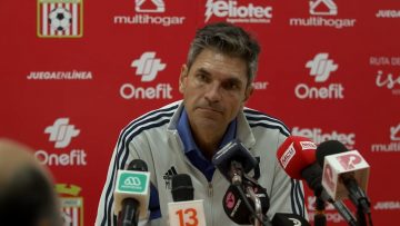 250223DEP01 CONFERENCIA DE PRENSA POST PARTIDO DT DE LA U, MAURICIO PELLEGRINO (01)