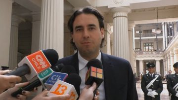 01032305 PUNTO DE PRENSA DE VLADO MIROSEVIC EN EL PALACIO DE TRIBUNALES (01)