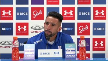 020323DEP03 CONFERENCIA DE PRENSA DEL JUGADOR DE UNIVERSIDAD CATÓLICA, MAURICIO ISLA (01)